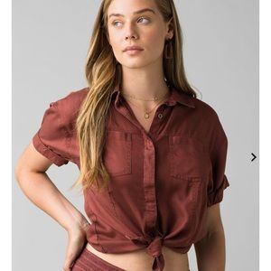 NWOT prAna Ezra Top in Vino (M)
